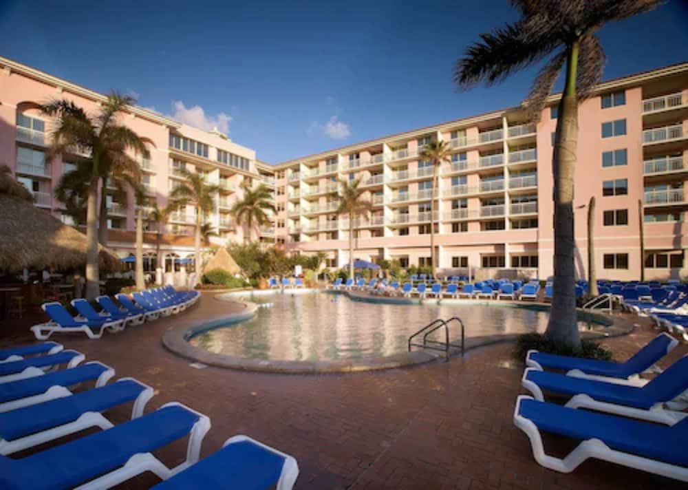 Фото Palm Beach Shores Resort and Vacation Villas