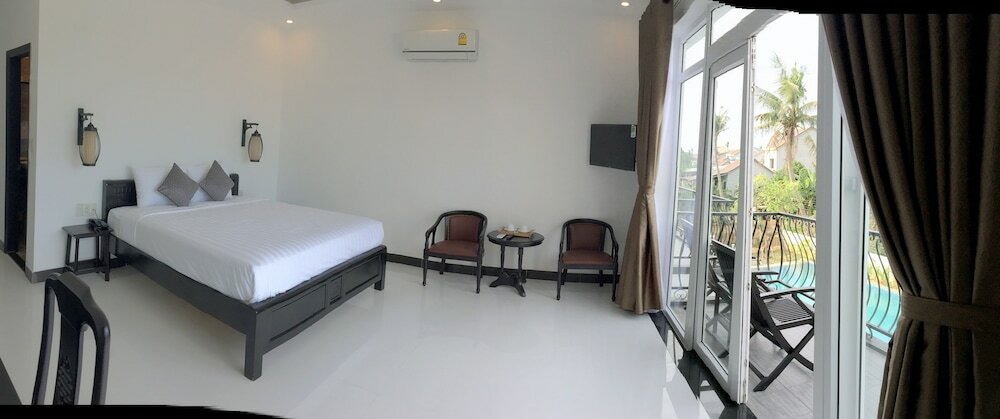 Фото Hoi An Sunny Pool Villa