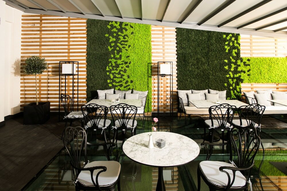 Фото Antigon Urban Chic