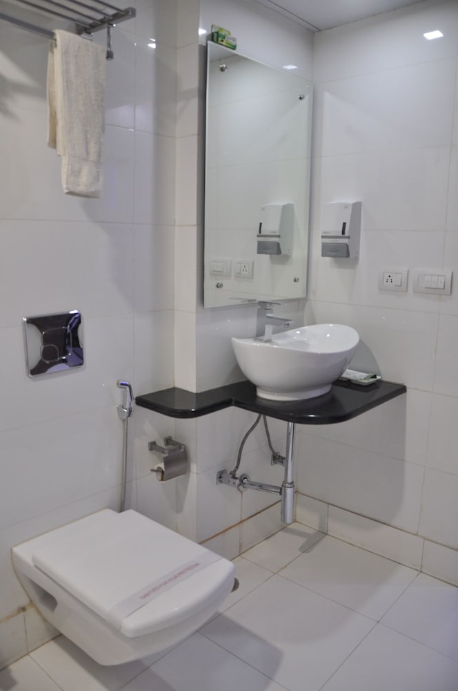 Фото Hotel Staywell Dx