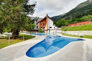 Фото Hotel Silken Ordesa