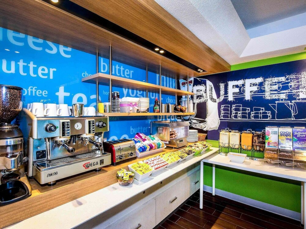 Фото ibis budget St Peters