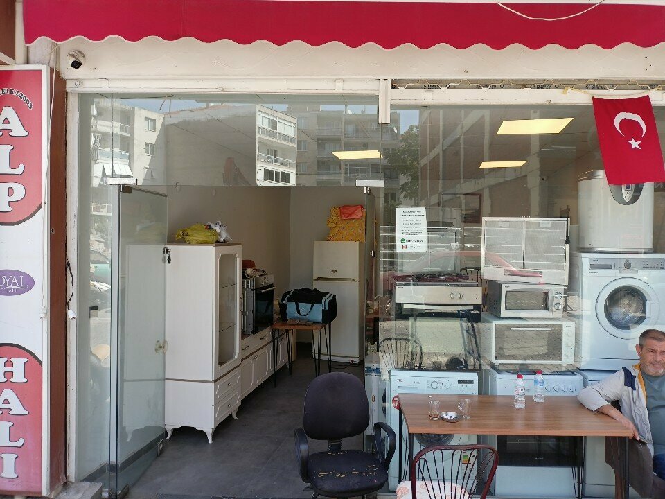 Second-hand shop Black Sea Driver Spot, Izmir, photo