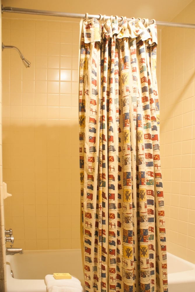 Фото Place d'Armes Hotel