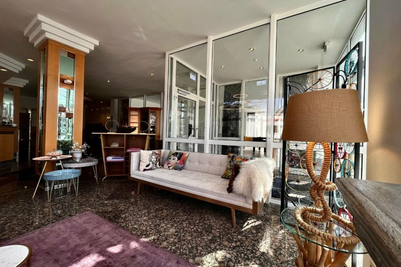 Фото Qu Hotel Augsburg