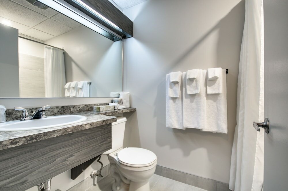 Фото Hotel Marineau Shawinigan