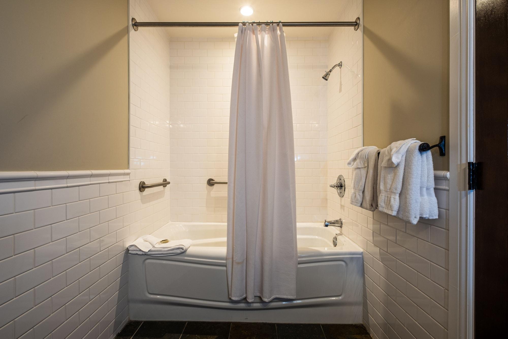 Фото Chateau Beauvallon