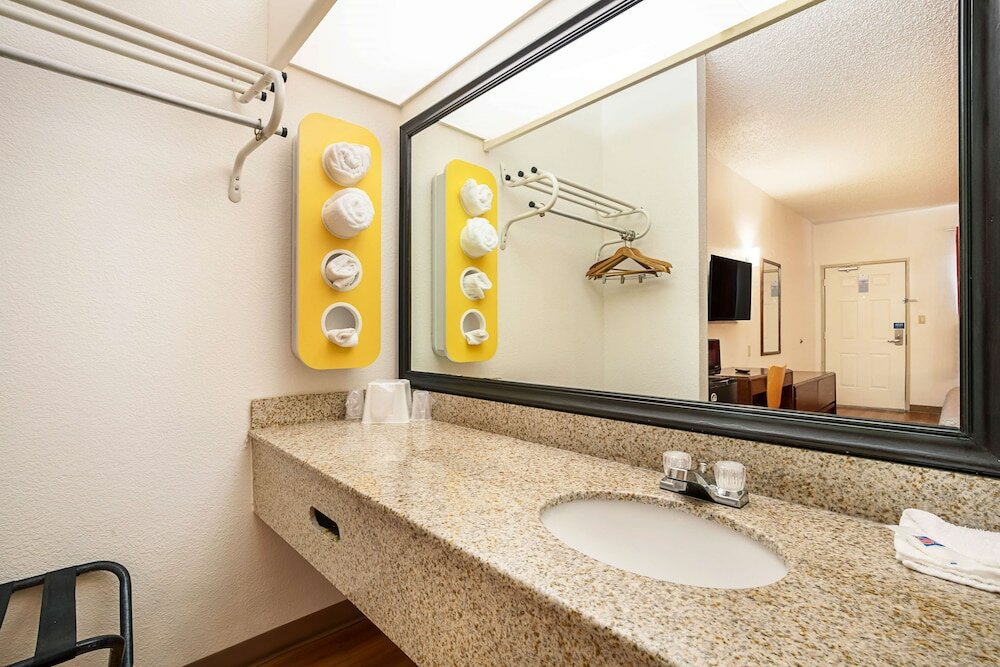 Фото Motel 6 Covington, Tn