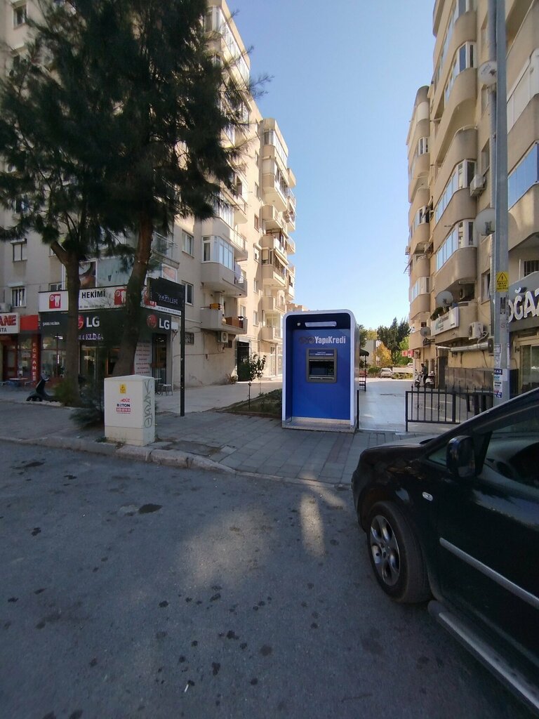 ATM Yapi Kredi, Izmir, photo