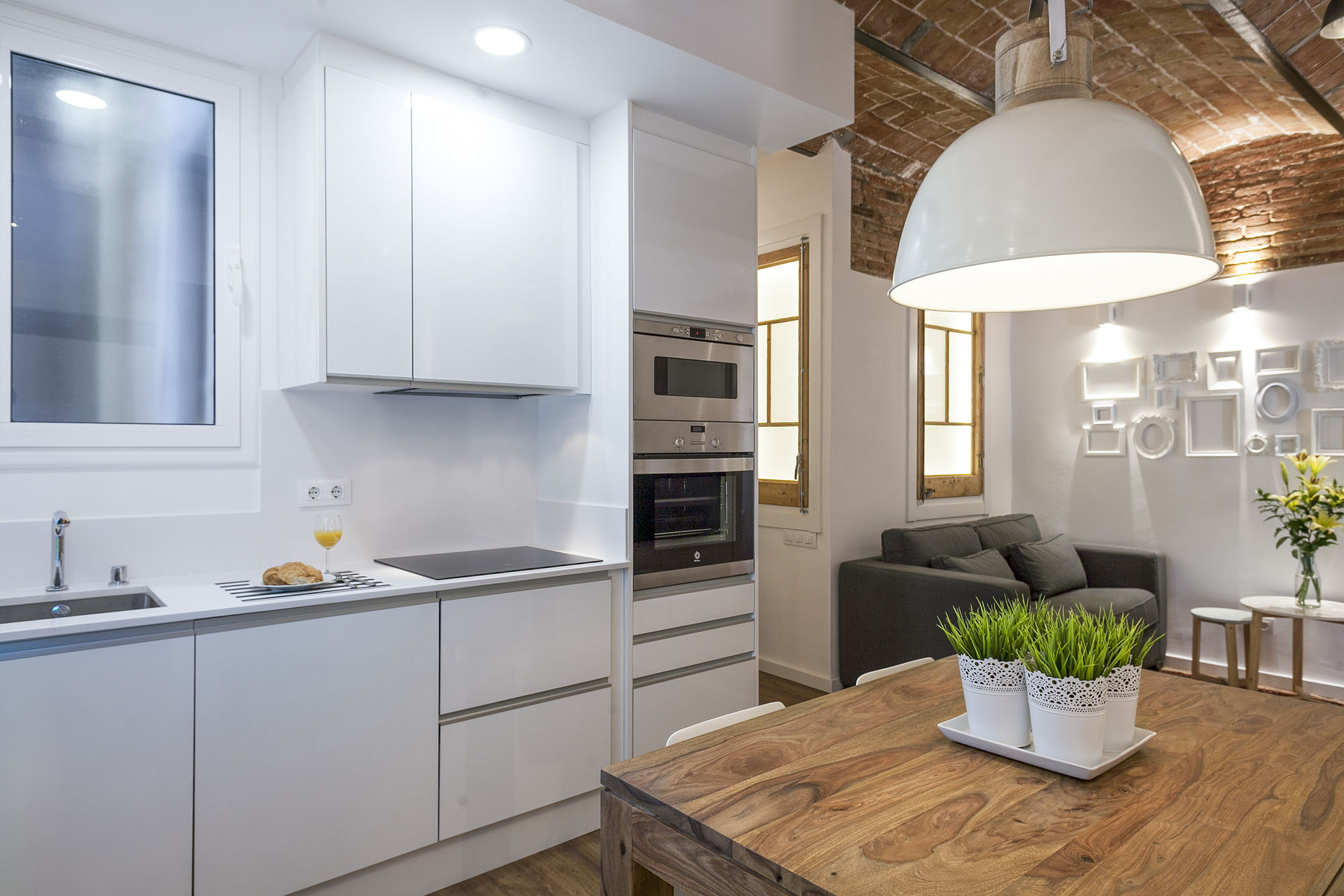 Фото Charming Parallel