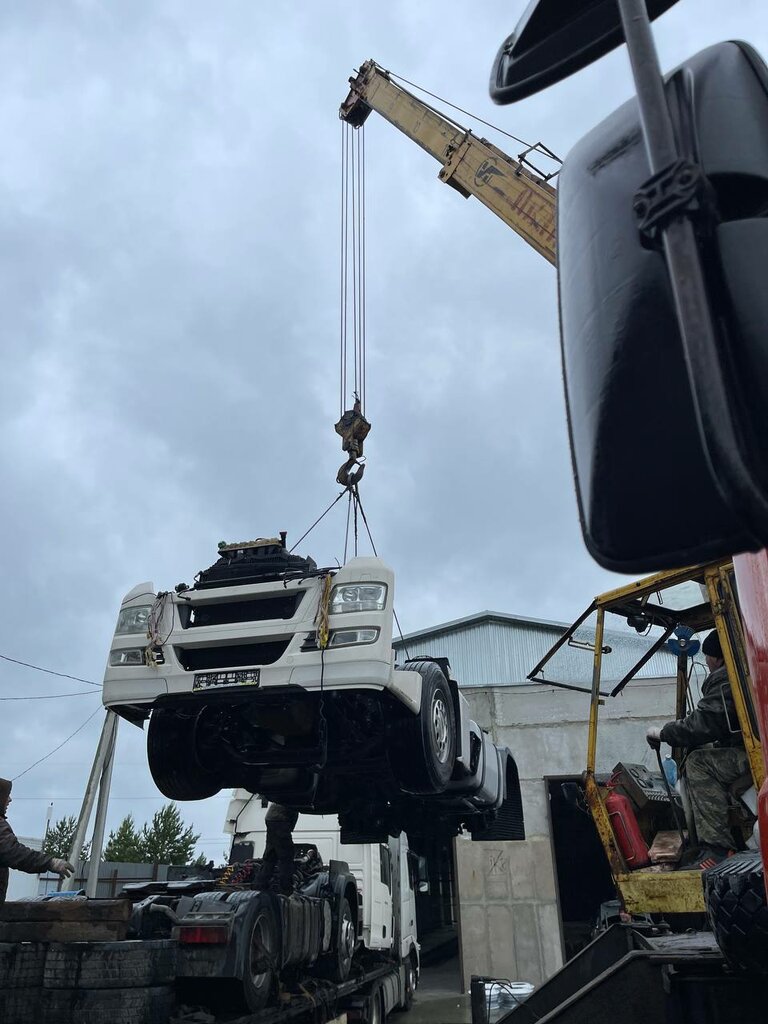 Desguace de automóviles Центр авторазбора и эвакуации автомобилей, , foto
