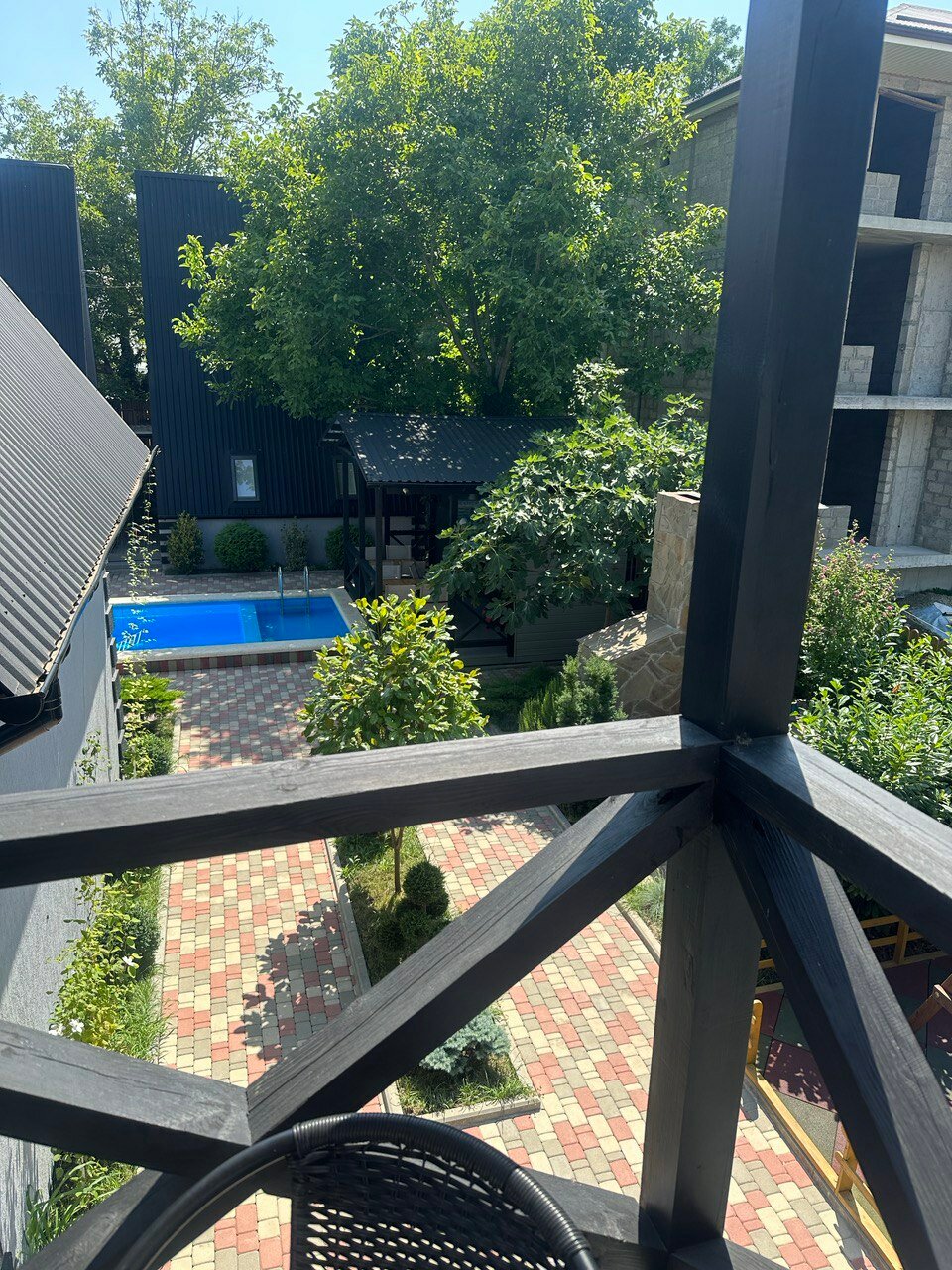 Фото отеля 2