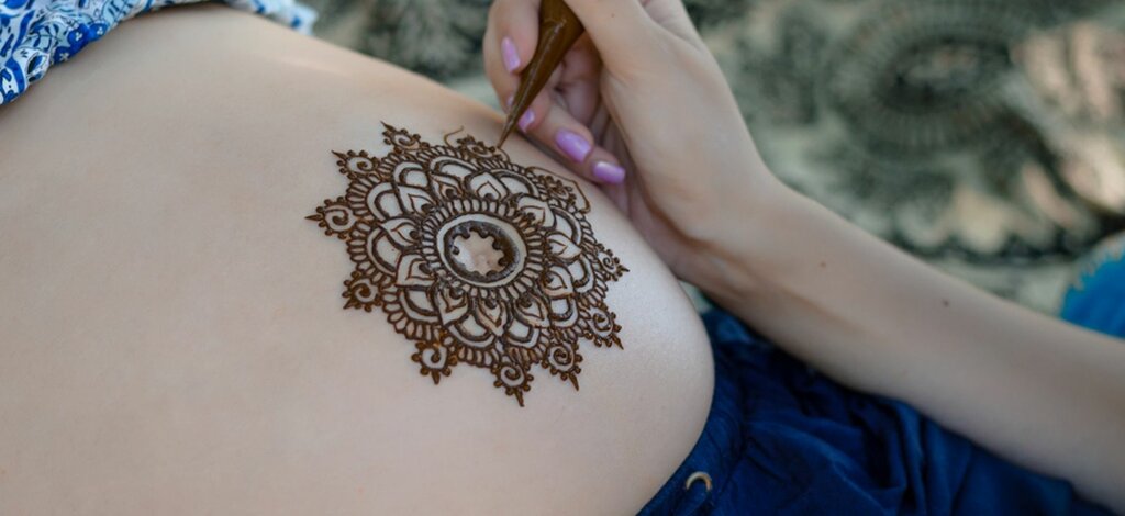 Art workshop Henna by Batul, Dubai, photo