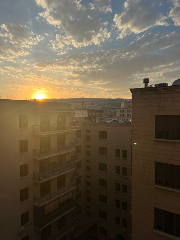 Фото Ramada Hotel & Suites by Wyndham Yerevan