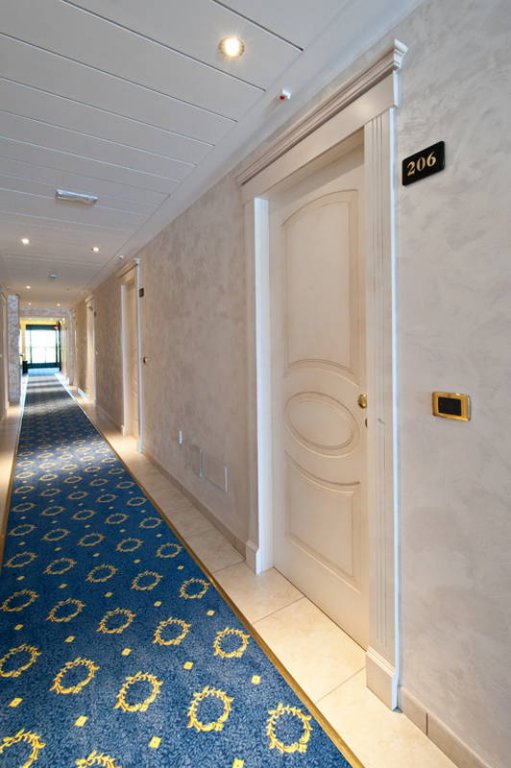 Фото Hotel Diplomat Palace