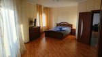 Авангард 72 (50 let VLKSM Street, 19), alojamiento en alquiler diario