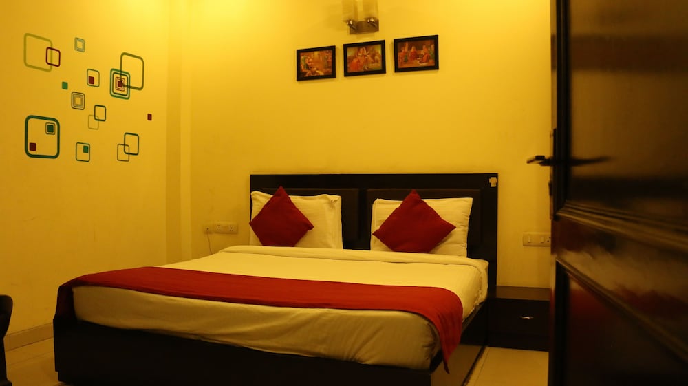 Фото Airport Hotel Delhi Aerocity Inn