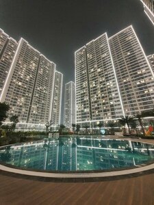 Canh Apartment in Vinhome Skylake (Hanoi, Nam Ngu), hotel