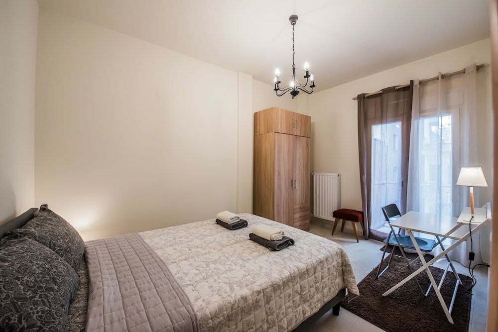 Фото Halu! Modern Centre Apartment