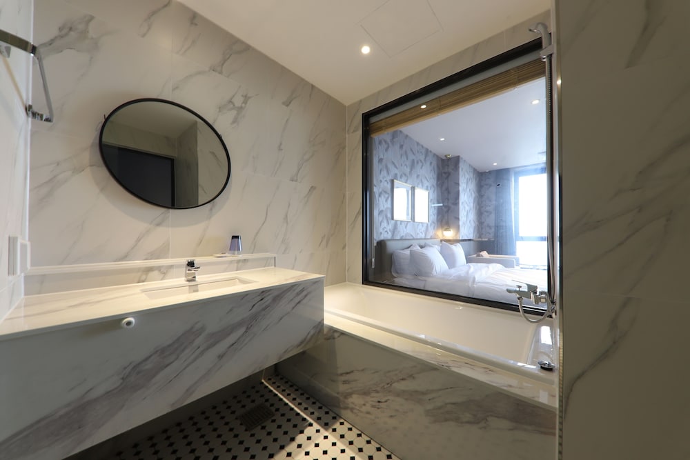 Фото 164661799865