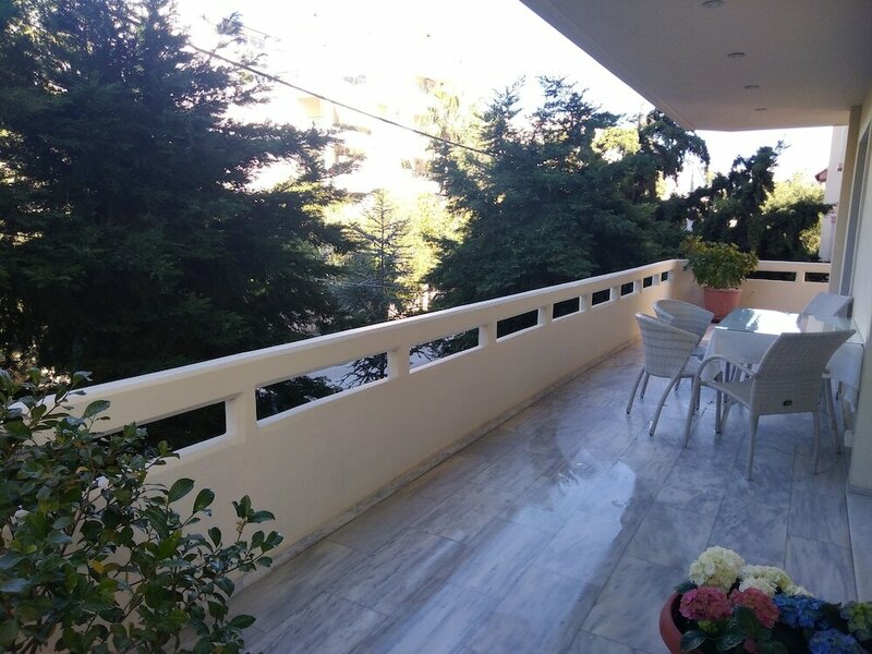 Гостиница Classic Lux Apt Athens Riviera