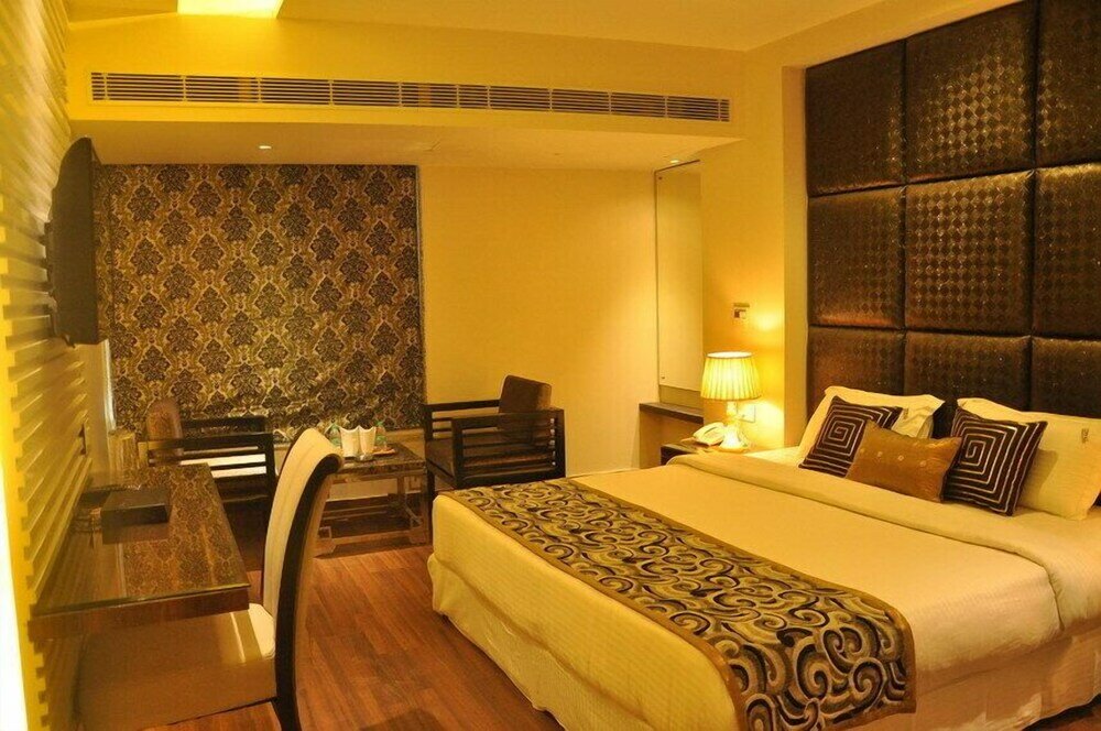 Фото Hotel Uppal International