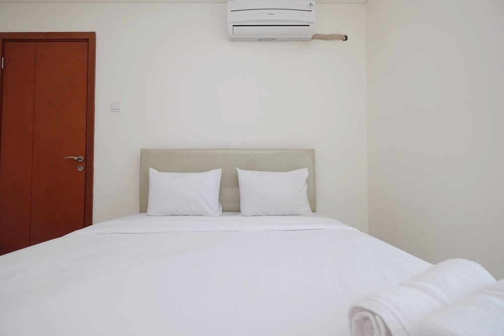 Фото Homey 1br with City View Green Bay Apartment