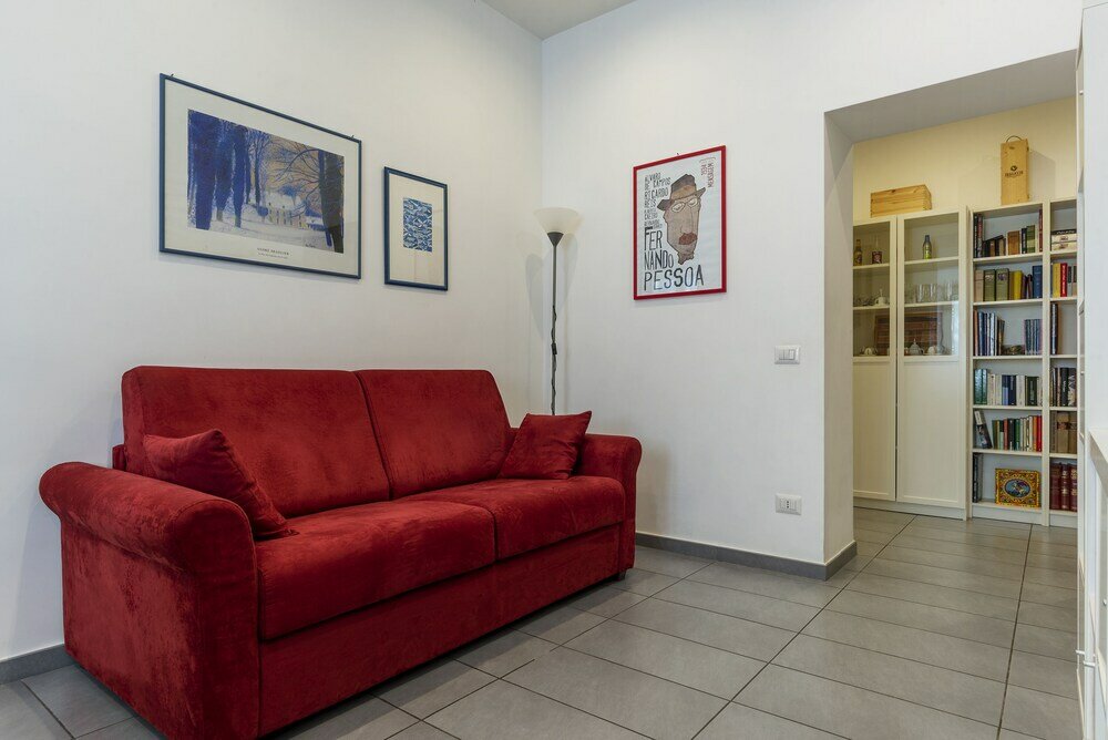 Фото Porta Pia & Villa Torlonia Apartment with Balcony