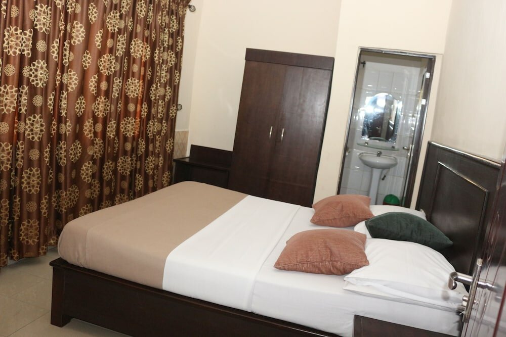 Фото Liz Ani Hotel Annex