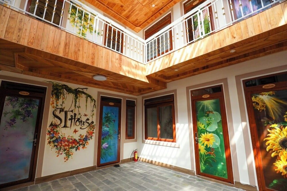 Фото St House DaLat