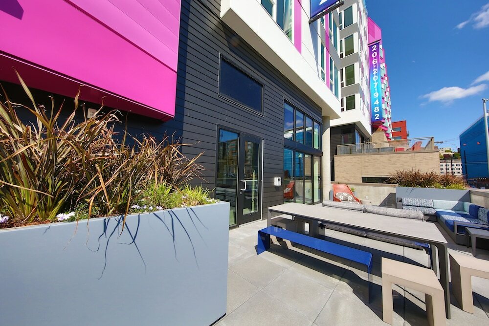 Фото Domicile Suites at Chroma Slu