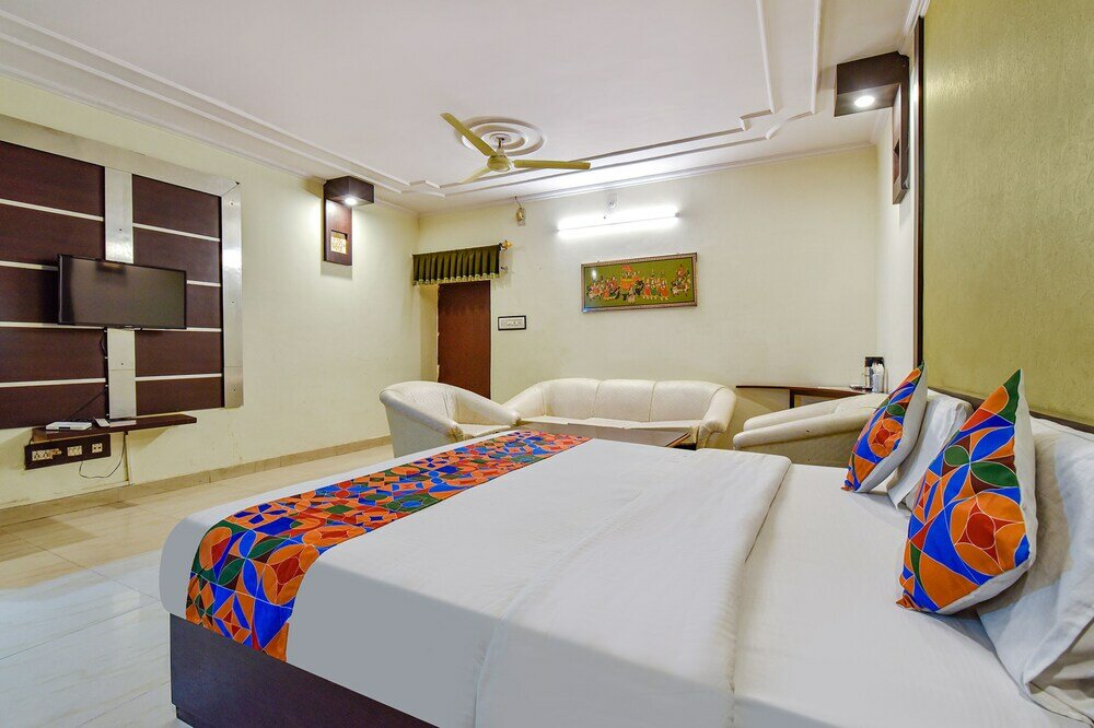 Фото Fabhotel Prime Surpin Palace