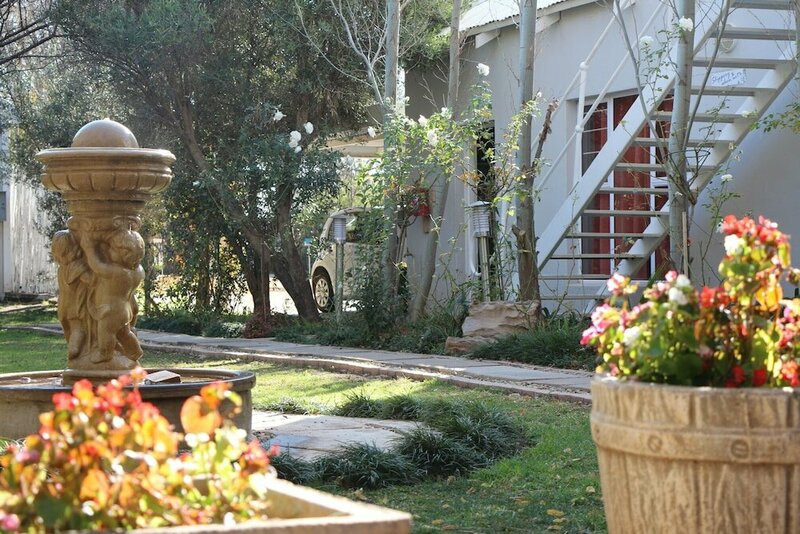 Гостиница Indigo Moon Guesthouse
