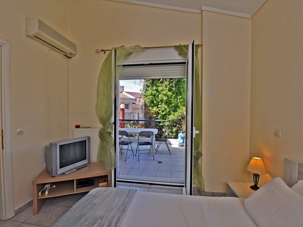 Фото Demi Maisonette