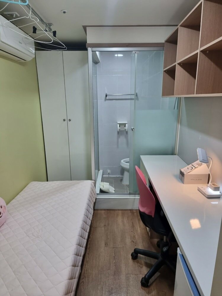 Фото Gangnam Best Dormitory