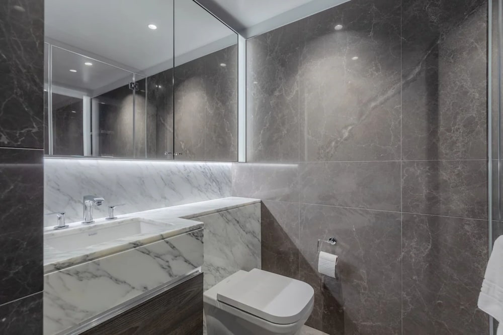 Фото Luxurious 1bd Flat by the River - Vauxhall