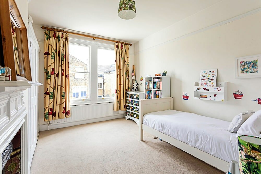 Фото Gorgeous Brixton Garden House