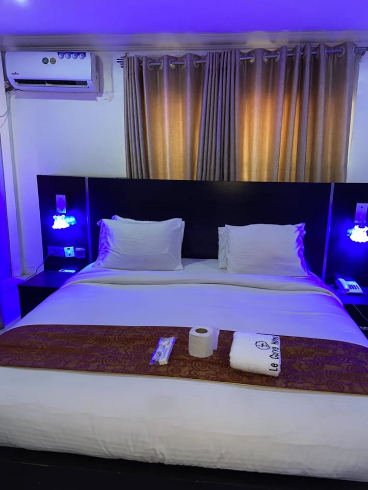 Фото Le Curve Hotel