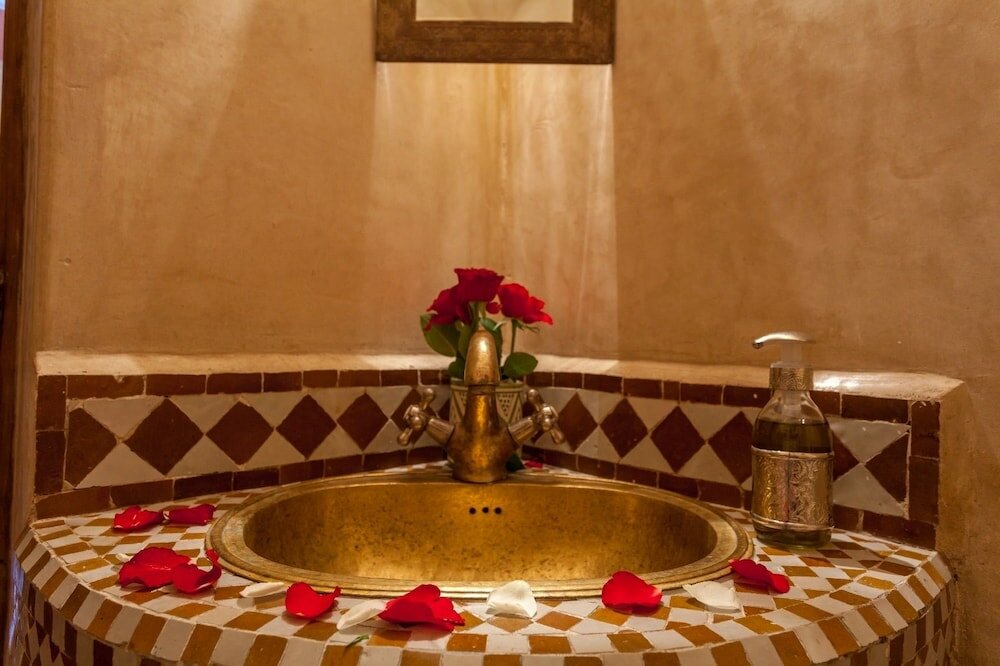 Фото Riad Tasneem