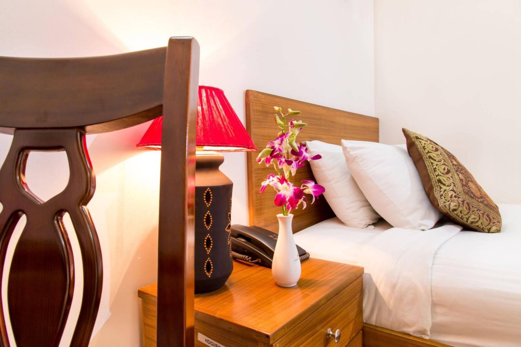 Фото Hotel Dhaka Garden Inn