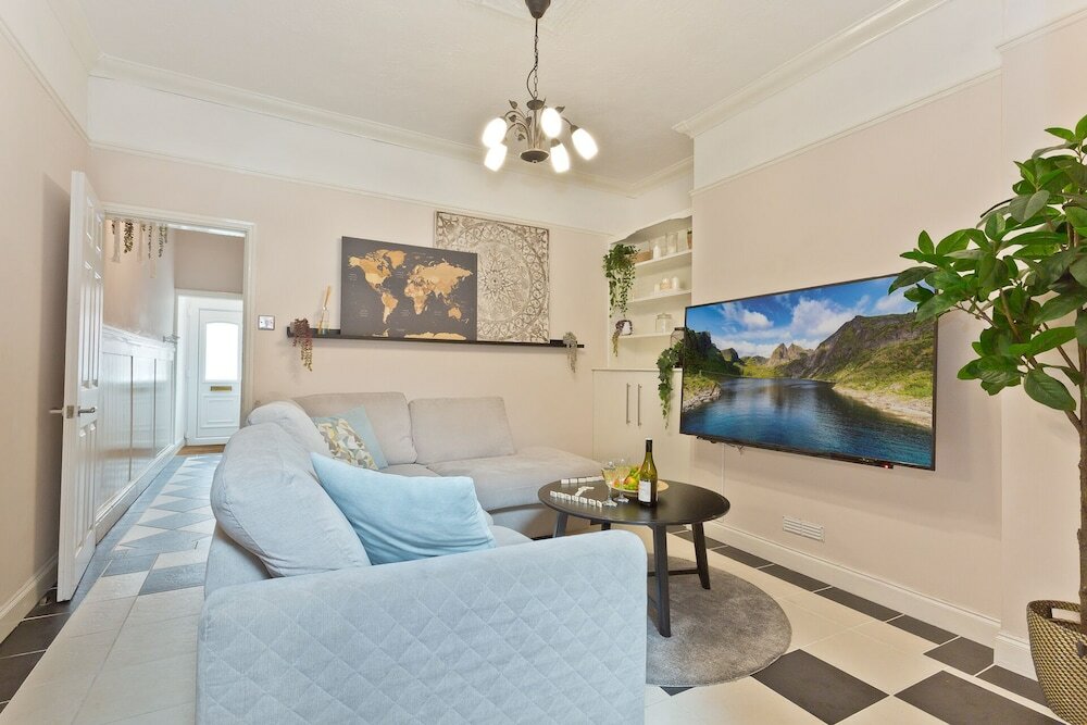 Фото Malleus House