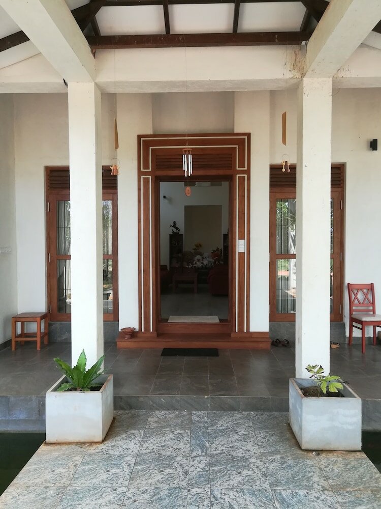 Фото Peacock Garden Villa