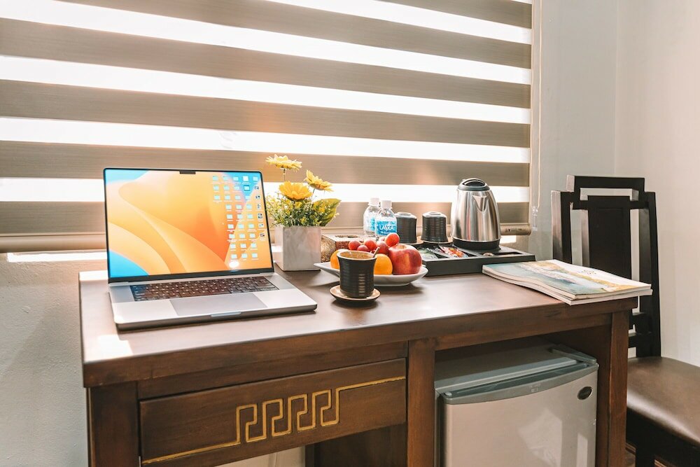 Фото Hanoi Lake View Hotel & SPA