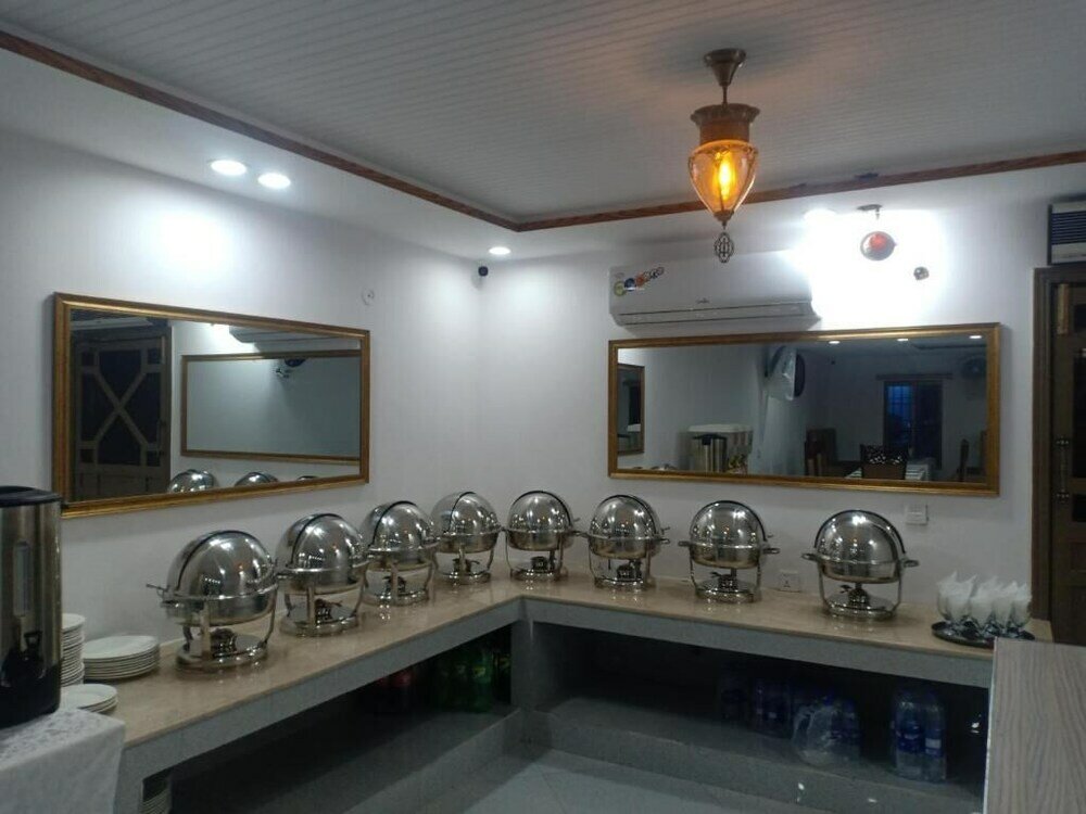 Фото Shanze Hotel And Suites