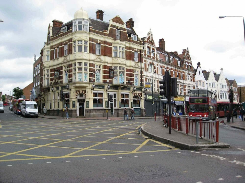 Фото отеля 1