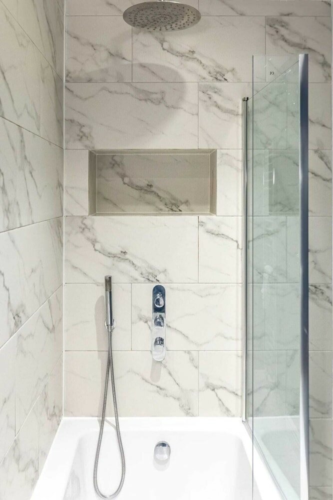 Фото Stylish 1 Bedroom Flat in Fulham With Patio