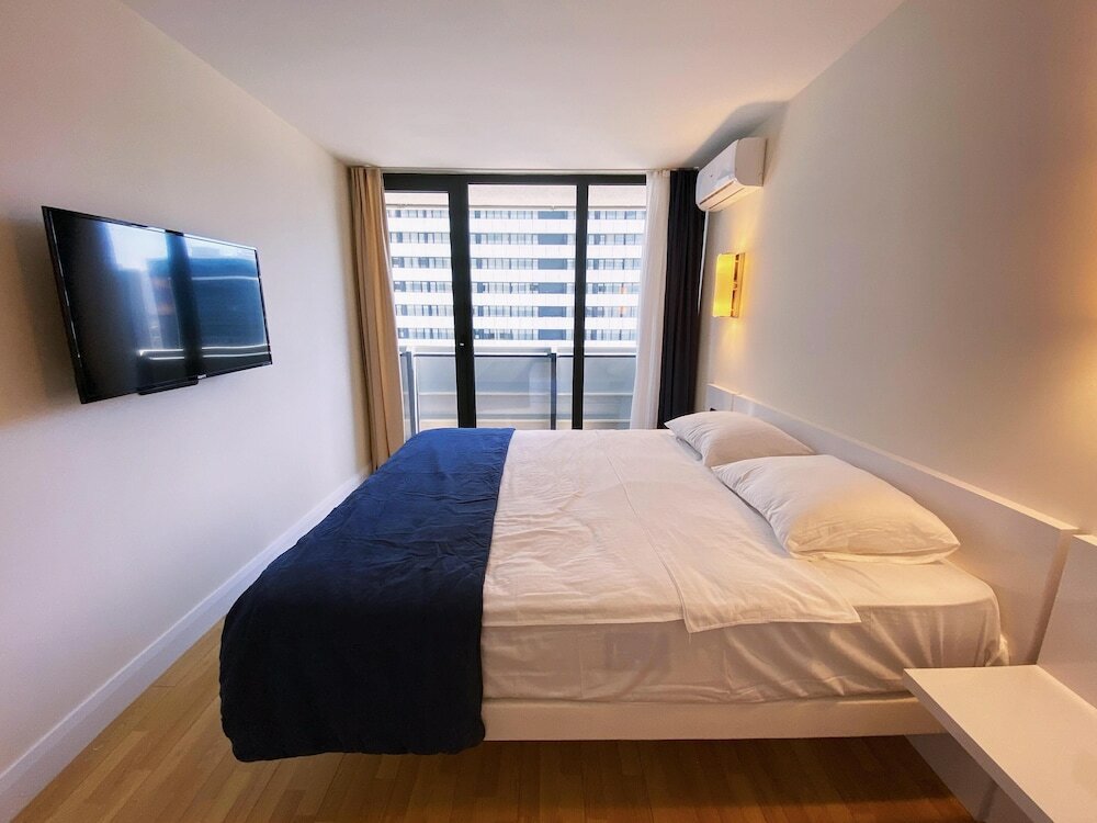 Фото Двухкомнатные апартаменты Orbi City, 27 этаж, вид на горы и море	