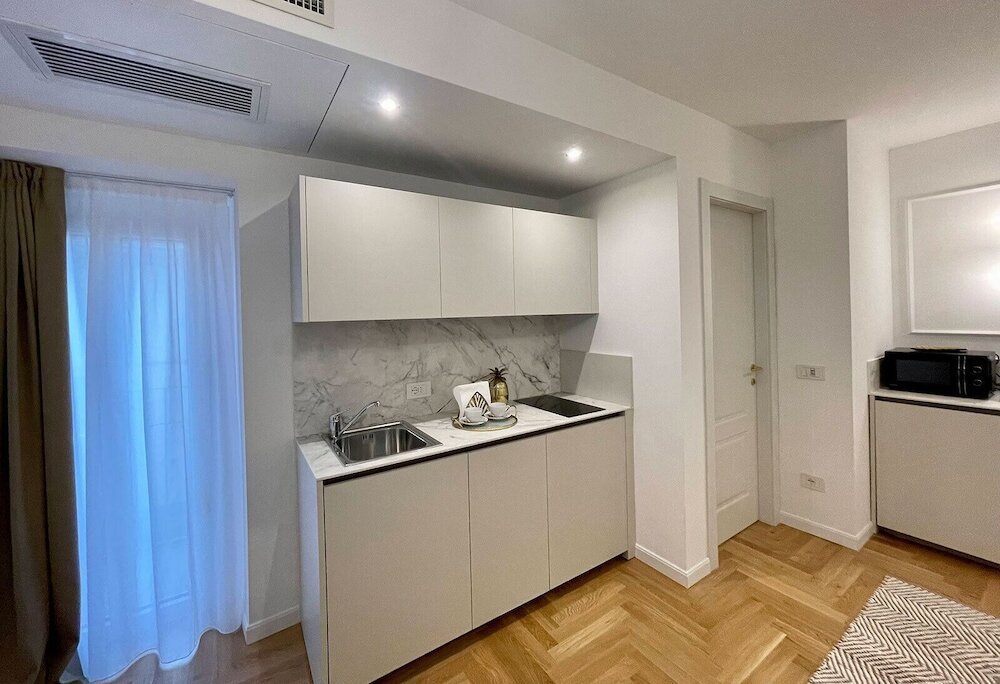 Фото Bellagio Luxury Suites Apartments