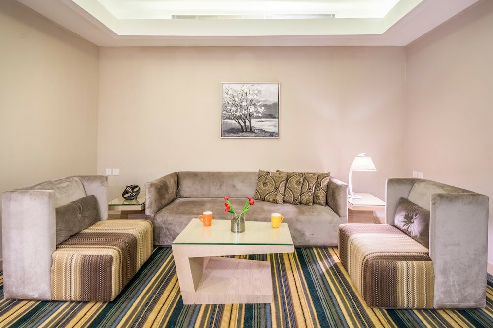 Фото Ewaa Express Hotel - Al hamra