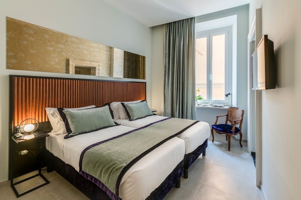 Фото Adrianus Hotel